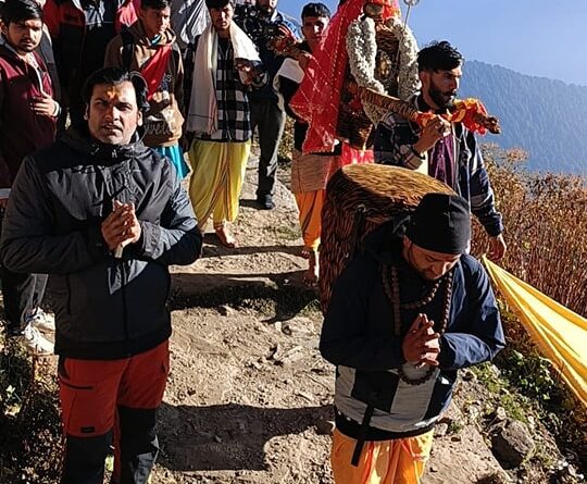 चतुर्थ केदार श्री रुद्रनाथ मंदिर के कपाट शीतकाल के लिए पूर्ण विधि विधान से आज बंद