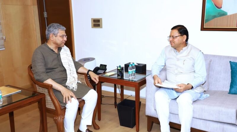 मुख्यमंत्री पुष्कर सिंह धामी ने नई दिल्ली में केंद्रीय रेल मंत्री अश्विनी वैष्णव से भेंट की, कई प्रस्तावों पर की बात