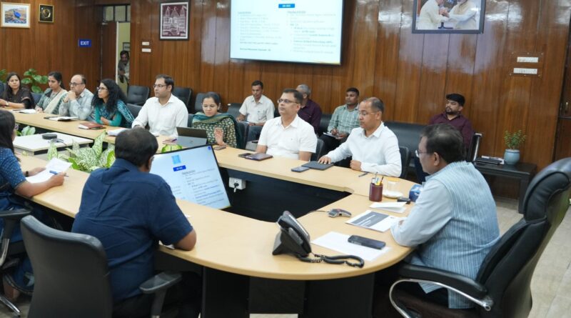 मुख्य सचिव आनन्द बर्द्धन ने आईटीडीए को मजबूत करने के निर्देश दिए