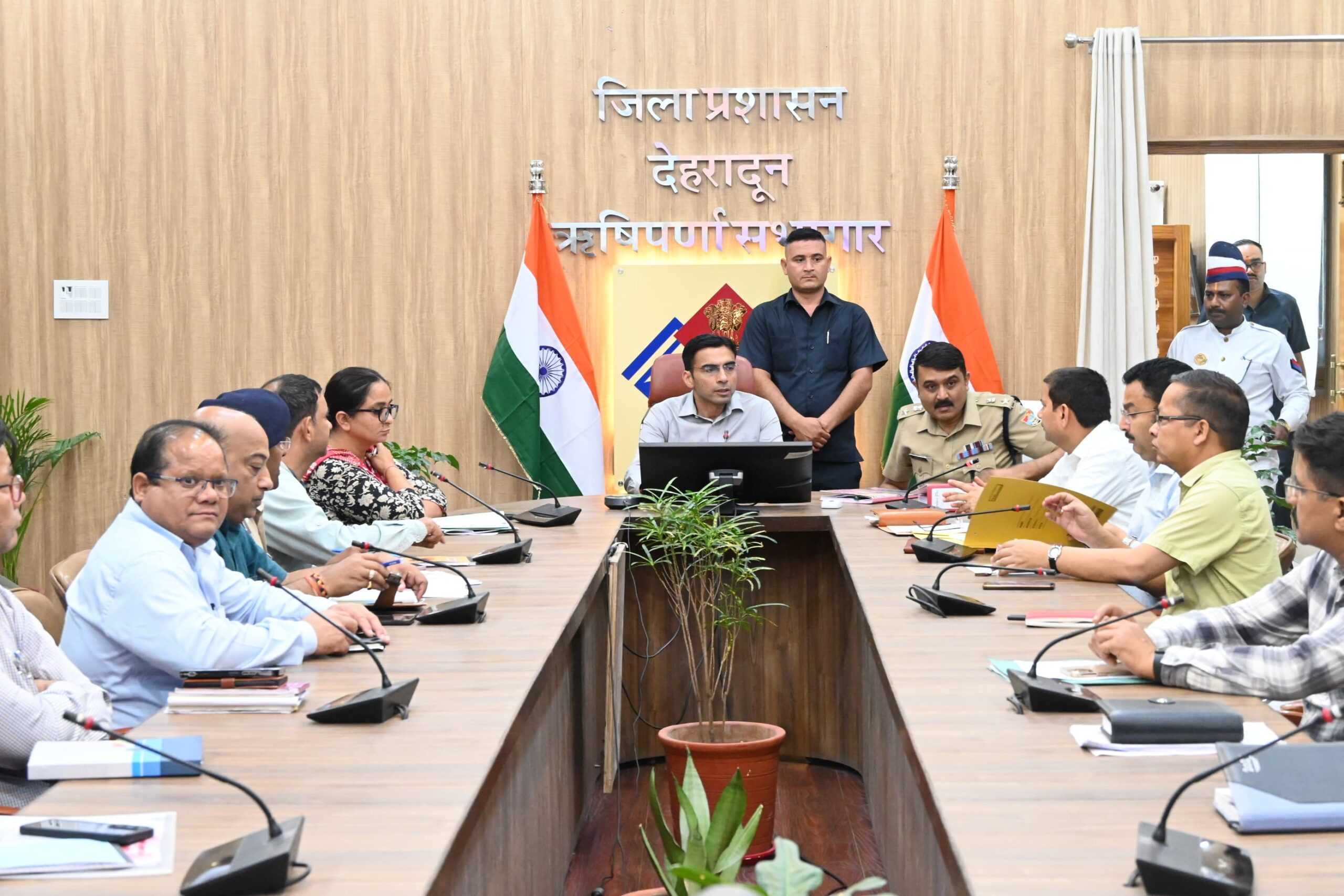 देहरादून में मॉक अभ्यास को लेकर प्रशासन ने जारी किए निर्देश, क्या जारी हुई गाइडलाइन