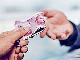 सिंचाई विभाग के अधीक्षण अभियंता निलंबित, रिश्वत लेते नाजिर रंगे हाथ गिरफ्तार
