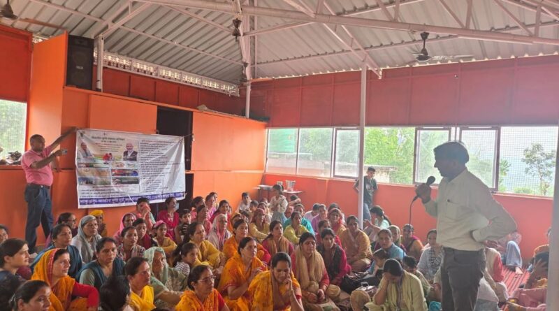 विकसित कृषि संकल्प अभियान-2025:  ICAR से संबद्ध भारतीय मृदा एवं जल संरक्षण संस्थान, देहरादून की वैज्ञानिक टीमों ने 19 गांवों का दौरा किया