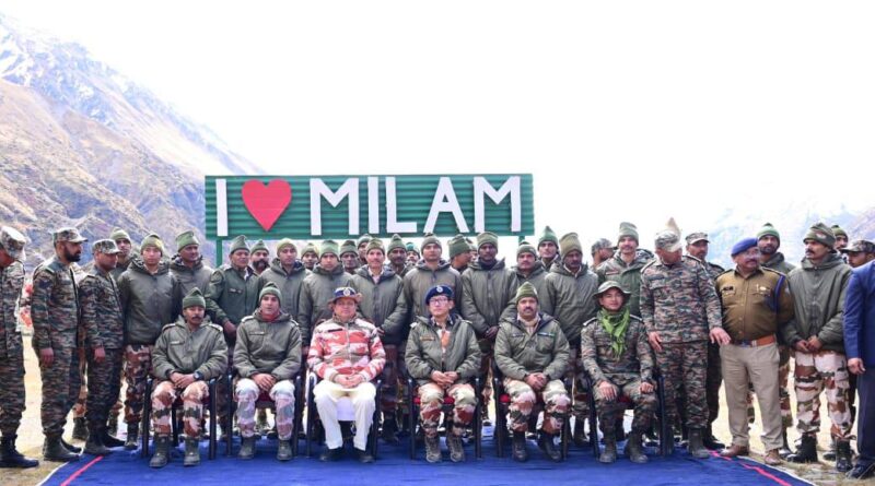 मुख्यमंत्री पुष्कर सिंह धामी ने पिथौरागढ़ जिले के सीमांत गांव मिलम का दौरा किया, सीमांत क्षेत्र के स्थानीय ग्रामीणों के साथ भी सीधा संवाद किया