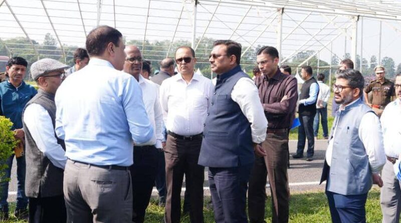 मुख्य सचिव आनन्द बर्द्धन ने 09 नवम्बर को आयोजित होने वाले मुख्य कार्यक्रम की तैयारियों का जायजा लिया