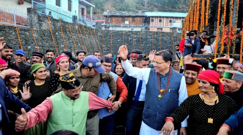 मुख्यमंत्री पुष्कर सिंह धामी लाखामंडल स्थित प्राचीन शिव मंदिर पहुंचे, कहा-हनोल मंदिर का ₹120 करोड़ की लागत का विशेष मास्टर प्लान तैयार किया जा रहा