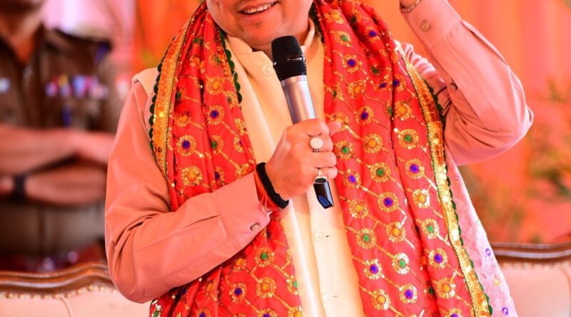 2027 कुंभ के दिव्य और भव्य आयोजन के लिए मुख्यमंत्री धामी ने अखाड़ों के आचार्यों एवं संतों के साथ बैठक की