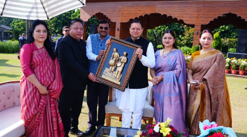 फाइलों में देरी न हो, निर्णय लक्ष्य आधारित हों: मुख्यमंत्री पुष्कर सिंह धामी ने IAS अधिकारियों को दी स्पष्ट हिदायत