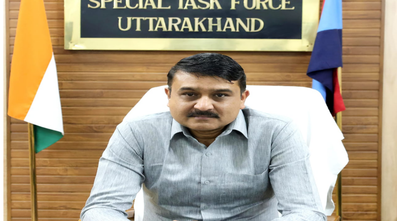 चार धाम यात्रा से पहले हैली बुकिंग फ्रॉड में लिप्त साइबर अपराधियों पर बड़ा प्रहार, 180 फर्जी सोशल मीडिया लिंक एवं 52 संदिग्ध मोबाइल नंबरों पर को कराया बंद