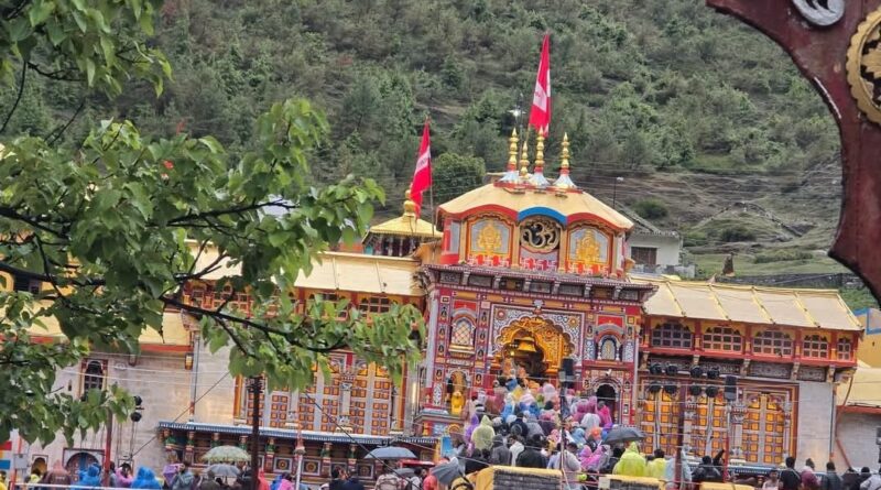 मुख्यमंत्री के निर्देश पर श्री बदरीनाथ धाम में दान-चढ़ावे से संबंधित शिकायतों की जांच हेतु उच्चस्तरीय समिति गठित