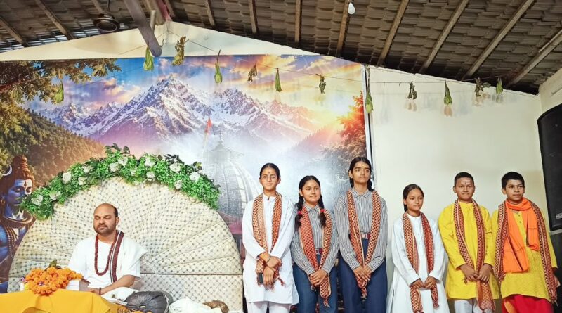 उत्तरकाशी में आयोजित हो रही श्री शिवमहापुराण कथा,  तृतीय दिवस पर  कथा से पूर्व आयोजित हुई प्रतिभा प्रदर्शन