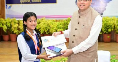 मुख्यमंत्री धामी की घोषणा, राजकीय विद्यालयों में पढ़ने वाले कक्षा 10वीं और 12वीं के विद्यार्थियों को टैब उपलब्ध कराने के लिए खातों में डीबीटी के माध्यम से दी जाएगी धनराशि