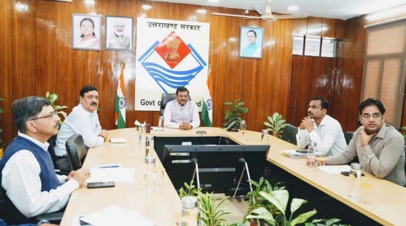 निजी विश्वविद्यालयों में नर्सिंग पाठ्यक्रमों के संचालन के लिए निर्धारित सभी मानकों का कड़ाई से पालन करें: मुख्य सचिव आनंद बर्द्धन