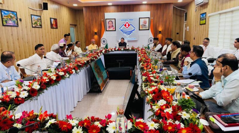 बनबसा में हुई पहली बार धामी कैबिनेट की बैठक, दर्जनों महत्वपूर्ण निर्णयों पर लगी मुहर